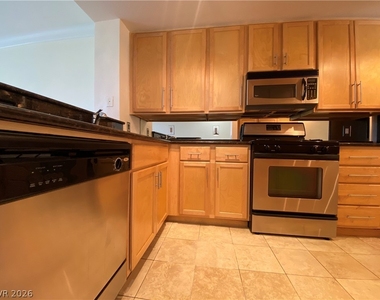 270 E Flamingo Road - Photo Thumbnail 6