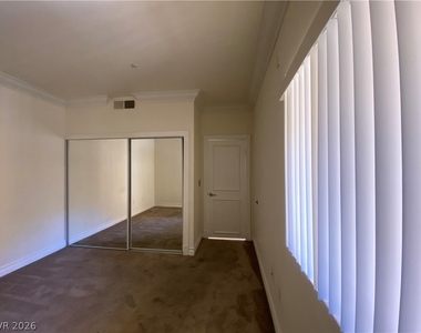 270 E Flamingo Road - Photo Thumbnail 25