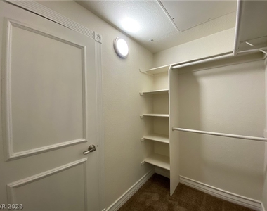 270 E Flamingo Road - Photo Thumbnail 18