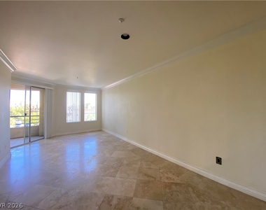 270 E Flamingo Road - Photo Thumbnail 2