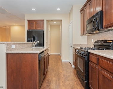 9857 Black Mulberry Street - Photo Thumbnail 17