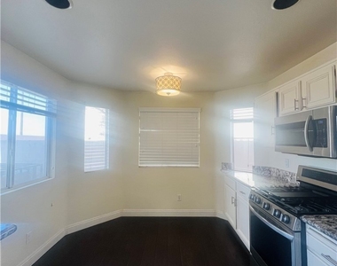 660 Bonanza Plain Avenue - Photo Thumbnail 8