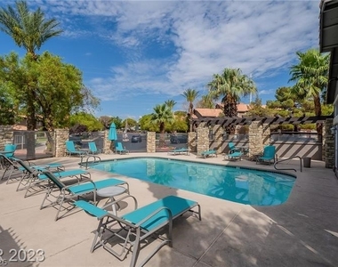 2750 S Durango Drive - Photo Thumbnail 32