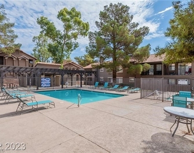 2750 S Durango Drive - Photo Thumbnail 12