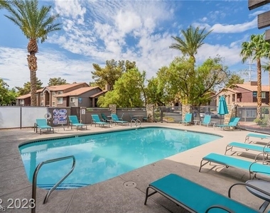 2750 S Durango Drive - Photo Thumbnail 33