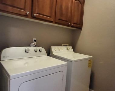 7951 Sky Birch Court - Photo Thumbnail 11