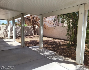 7951 Sky Birch Court - Photo Thumbnail 13