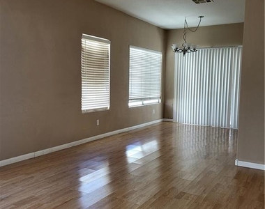 7951 Sky Birch Court - Photo Thumbnail 3