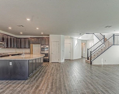3159 Hazy Hills Avenue - Photo Thumbnail 1
