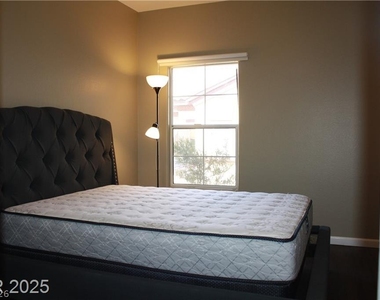 7660 W Eldorado Lane - Photo Thumbnail 24
