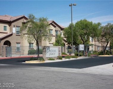 7660 W Eldorado Lane - Photo Thumbnail 52