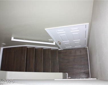 7660 W Eldorado Lane - Photo Thumbnail 29
