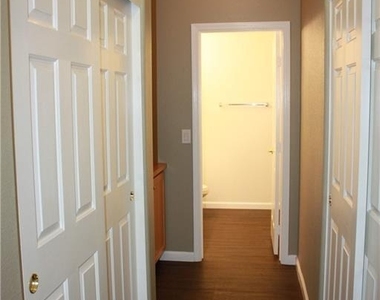 7660 W Eldorado Lane - Photo Thumbnail 8