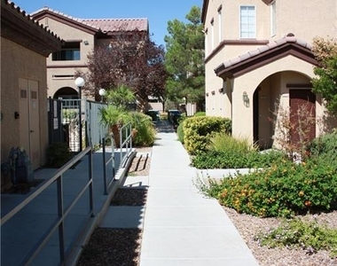 7660 W Eldorado Lane - Photo Thumbnail 44