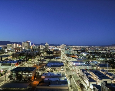 900 Las Vegas Boulevard - Photo Thumbnail 45