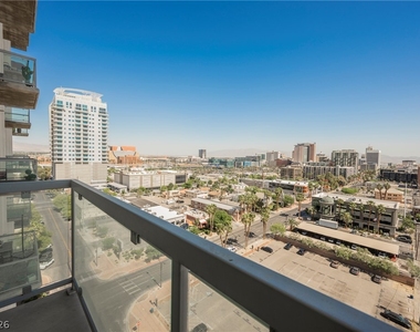 900 Las Vegas Boulevard - Photo Thumbnail 38
