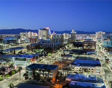 900 Las Vegas Boulevard - Photo Thumbnail 44