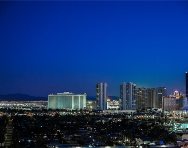 900 Las Vegas Boulevard - Photo Thumbnail 47
