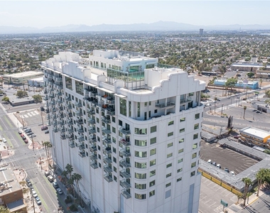 900 Las Vegas Boulevard - Photo Thumbnail 63