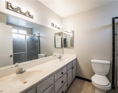 8705 Isola Drive - Photo Thumbnail 15