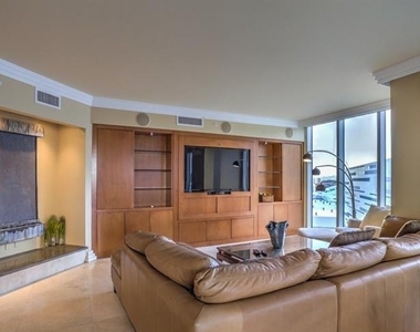 2747 Paradise Road - Photo Thumbnail 28