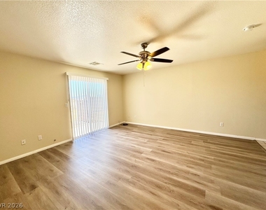 1020 Pahrump Valley Boulevard - Photo Thumbnail 3