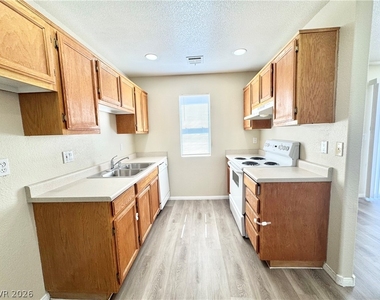 1020 Pahrump Valley Boulevard - Photo Thumbnail 5