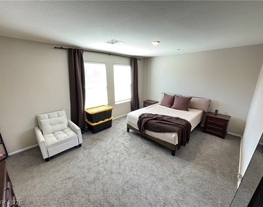 6173 Hibiscus Garden Street - Photo Thumbnail 15