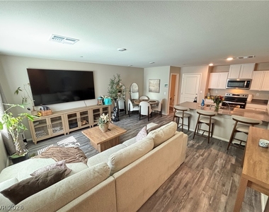 6173 Hibiscus Garden Street - Photo Thumbnail 2