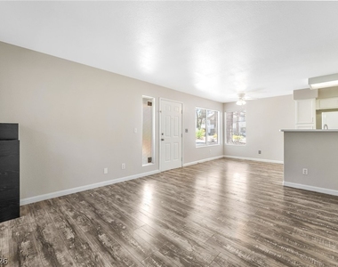 3060 Tarpon Drive - Photo Thumbnail 5