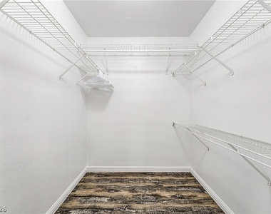 3060 Tarpon Drive - Photo Thumbnail 12