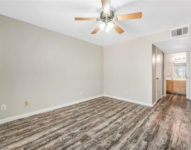 3060 Tarpon Drive - Photo Thumbnail 11