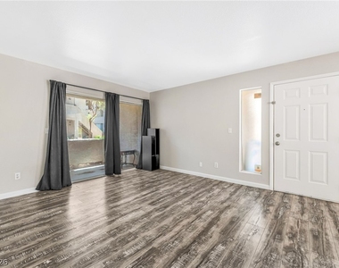 3060 Tarpon Drive - Photo Thumbnail 4