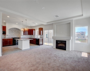 9824 Grey Sands - Photo Thumbnail 11