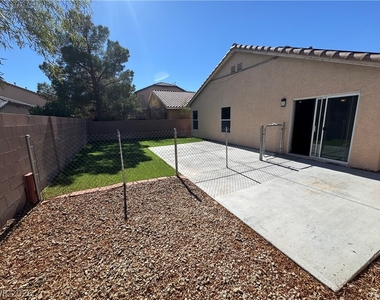 5033 Rustic Charm Court - Photo Thumbnail 23