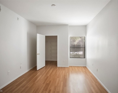 8250 N Grand Canyon Drive - Photo Thumbnail 27