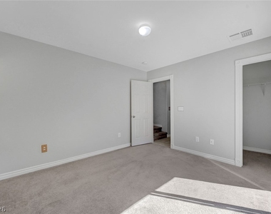 3425 Bearpin Gap Lane - Photo Thumbnail 52
