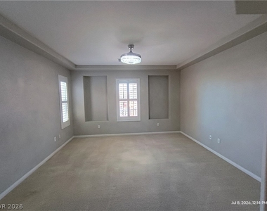 2316 Malaga Peak Street - Photo Thumbnail 8