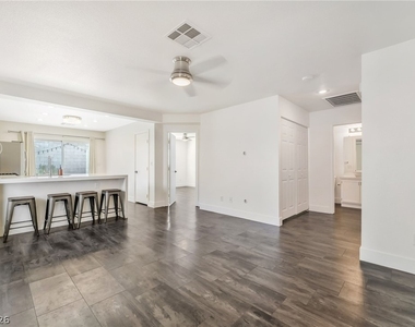 9976 Perceval Street - Photo Thumbnail 3