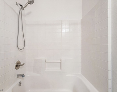 9976 Perceval Street - Photo Thumbnail 12