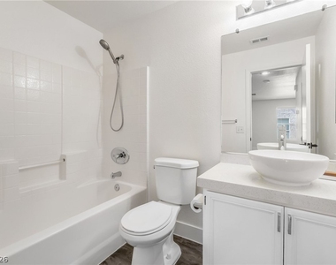 9976 Perceval Street - Photo Thumbnail 14