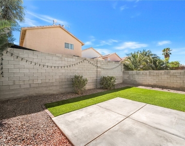 9976 Perceval Street - Photo Thumbnail 17