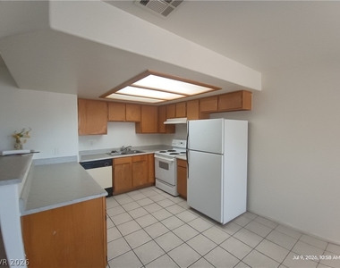 6552 Wilma Avenue - Photo Thumbnail 4
