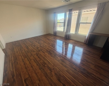 6131 Windmill Island Avenue - Photo Thumbnail 7