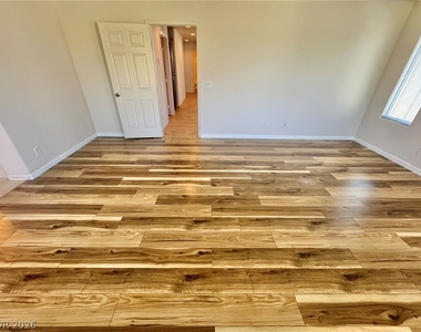 4972 W Moberly Avenue - Photo Thumbnail 19