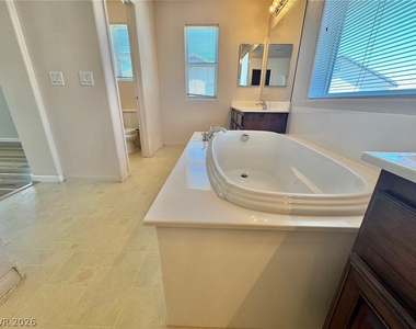 4972 W Moberly Avenue - Photo Thumbnail 27