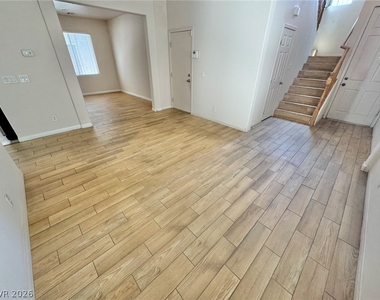 4972 W Moberly Avenue - Photo Thumbnail 1
