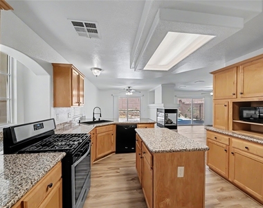 7553 Treasure Chest Street - Photo Thumbnail 12