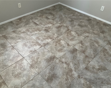 8975 Spring Peeper Avenue - Photo Thumbnail 10