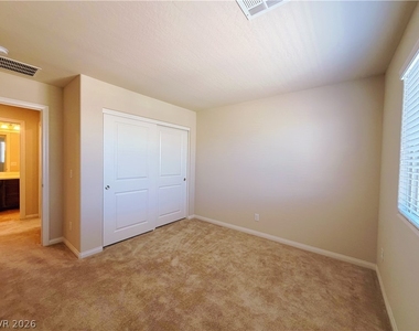 8938 Whitten Park Avenue - Photo Thumbnail 15